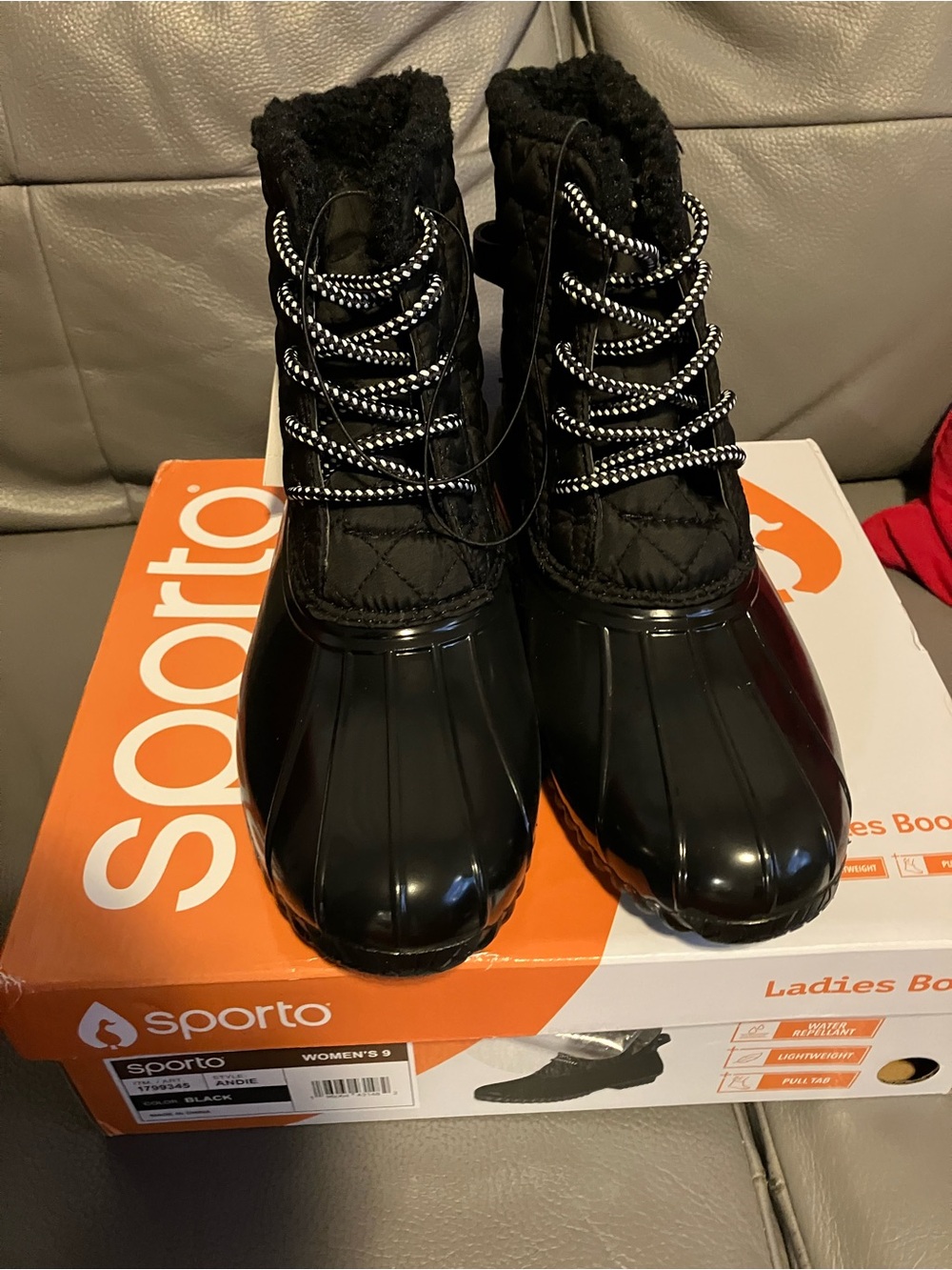 🌸Sporto Black Quilted Lace-Up Winter Duck Boots